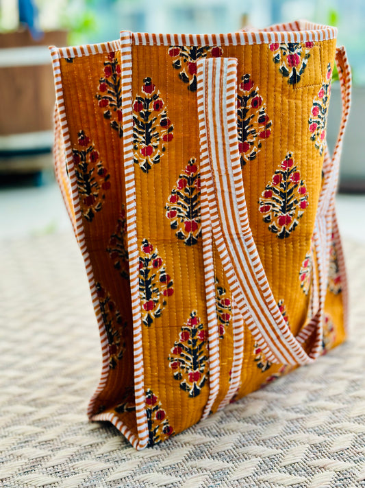 SunMeadow Floral Bag