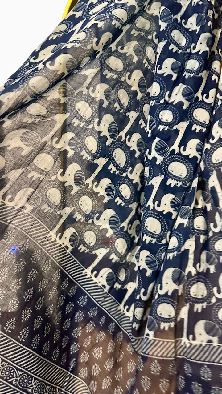 Indigo Giraff Sarong