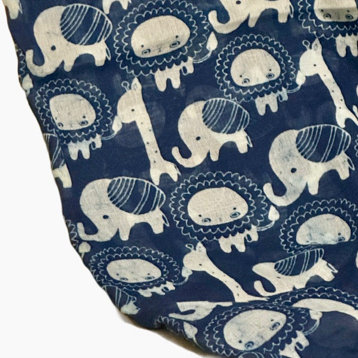 Indigo Giraff Sarong