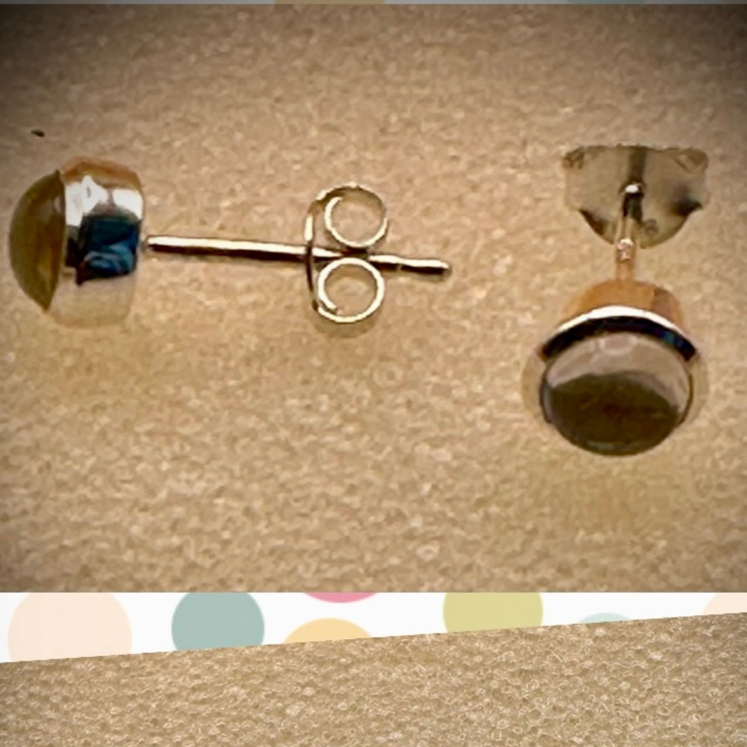 Ear Studs - Calm Crystal Stone