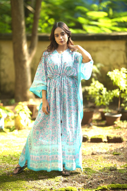 Cotton Elegance in Greenish Blue