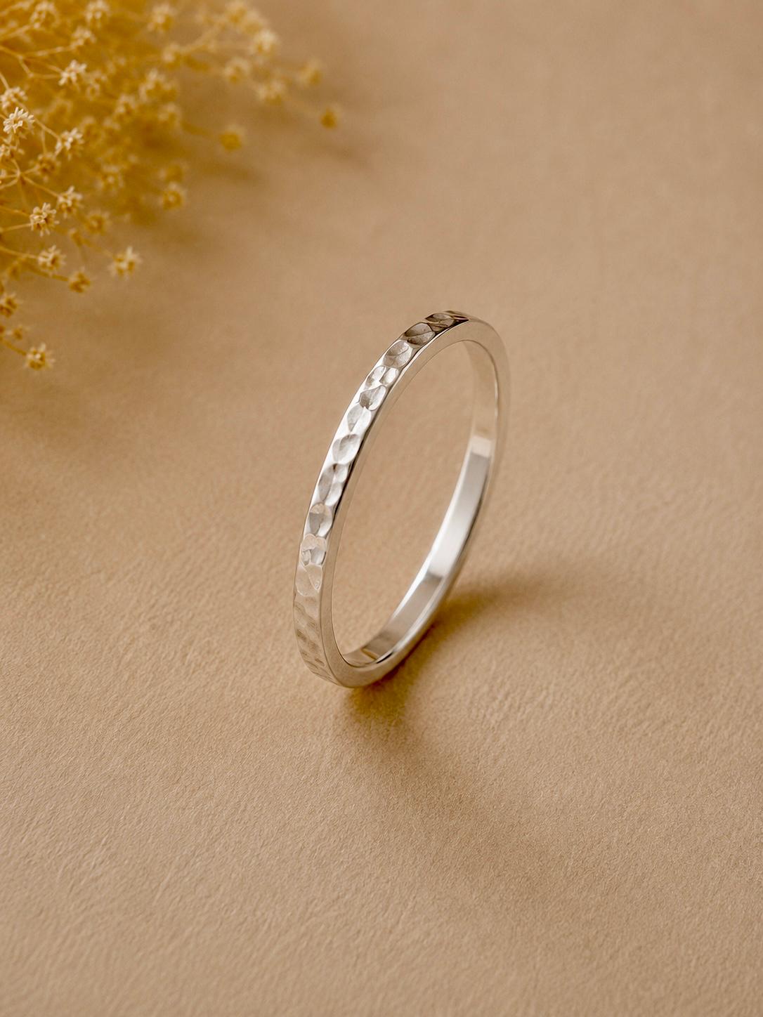 Narrow Hammered Ring 2 mm