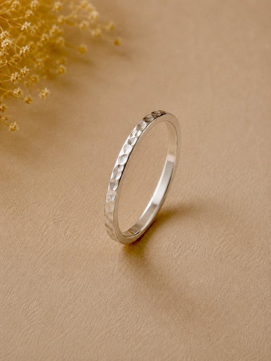 Narrow Hammered Ring 2 mm