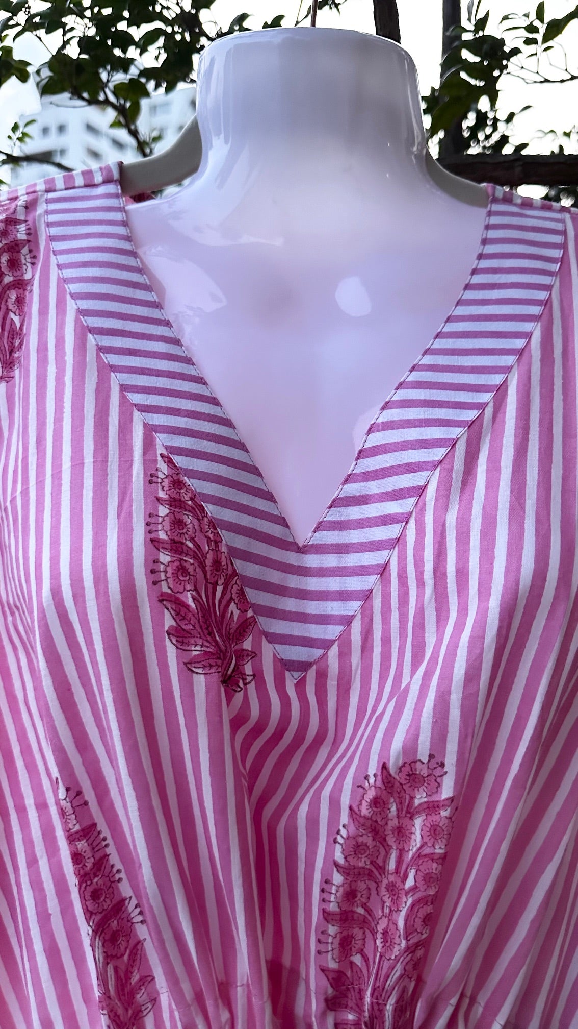 Rose Whisper Pret Kaftan