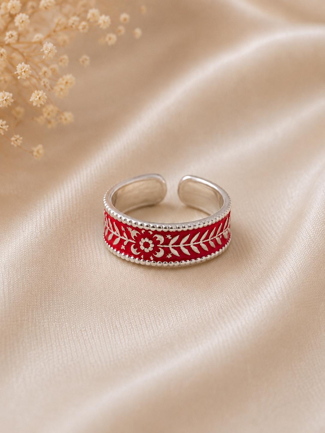 Vibrant-Magenta Toe Ring