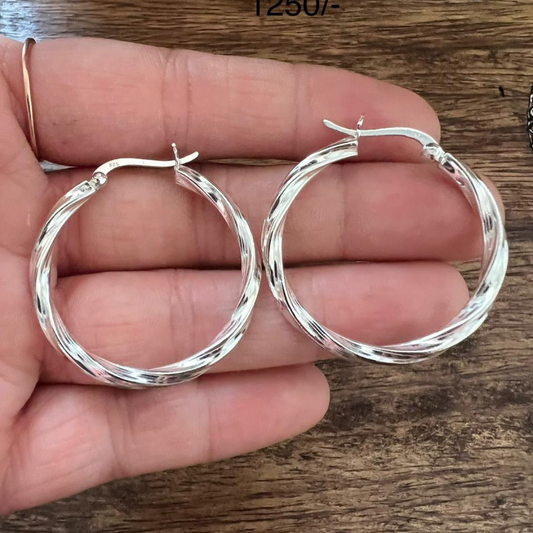 Sturdy Circlet Hoops Earrings